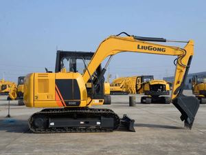 Excavatrice sur chenilles LIUGONG 908E de 8 tonnes, fabriquée en Chine, pour travaux de terrassement - Product Image 2