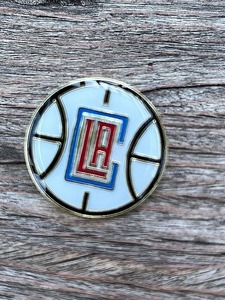 Broche d'insigne en acier et plastique de souvenir de basket-ball pour Lakers Warriors Bucks Nets Clippers-Décorations de cadeaux d'équipe - Product Image 3
