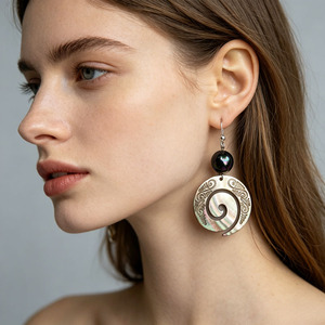 Pendientes Colgantes <span class=keywords><strong>de</strong></span> Nácar Negro Natural, Diseño Tropical <span class=keywords><strong>de</strong></span> <span class=keywords><strong>Tortuga</strong></span> Espiral Floral Tallada, Estilo Hawaiano Boho - Product Image 2