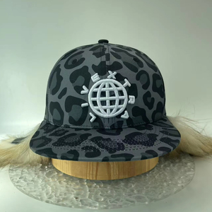 Casquette de baseball à 6 panneaux en fourrure, de haute qualité, nouvelle mode, classique, avec logo brodé personnalisé, cool, casquette en fourrure - Product Image 5