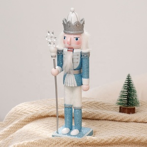 SHUANGYUAN 30cm <span class=keywords><strong>casse</strong></span>-<span class=keywords><strong>noisette</strong></span> de Noël en décoration de Noël de style bleu-blanc <span class=keywords><strong>classique</strong></span> pour table - Product Image 3