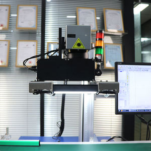 Machine de marquage laser ultraviolet à alignement par caméra CCD haute précision et positionnement visuel pour motifs complexes et petites pièces - Product Image 5