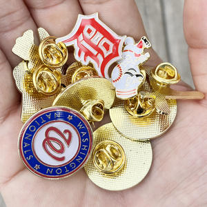 Broche Souvenir d'Équipe de Baseball Américaine Personnalisée États-Unis Washington <span class=keywords><strong>Chicago</strong></span> Bear New York Équipe de Baseball Américaine Épinglette en Émail - Product Image 4