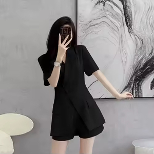 Elegante Nuovo Maglione Borgogna Autunno/Inverno per Donne, Top Corto di Alta Gamma con Bottoni, Ricamo Floreale Lavorato a <span class=keywords><strong>Maglia</strong></span> e Collo Alto - Product Image 2