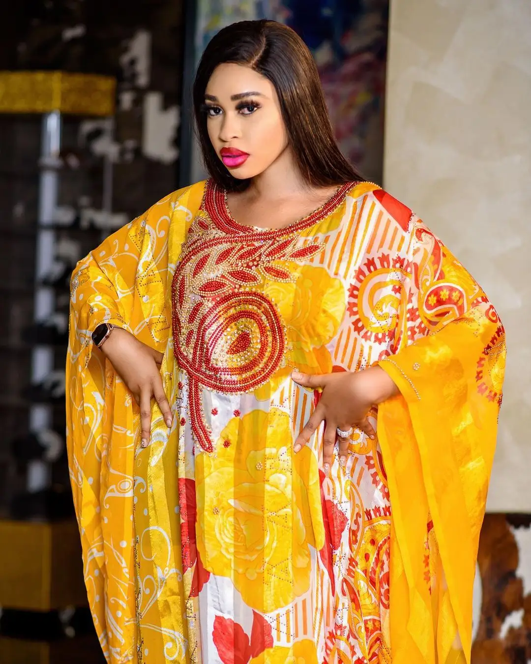 Халат abaya длинное пакистанское шелковое мусульманское желтое арабское платье кафтан