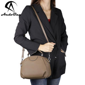 Sacs à main en cuir véritable AndoBag pour femmes, sac à bandoulière décontracté rétro, grande capacité, sacs à poignée supérieure 2633 - Product Image 1