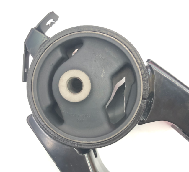 203系 点検蓋 東マト Amazon.com: 1237174351 - Rear Engine Mount For Toyota : Automotive