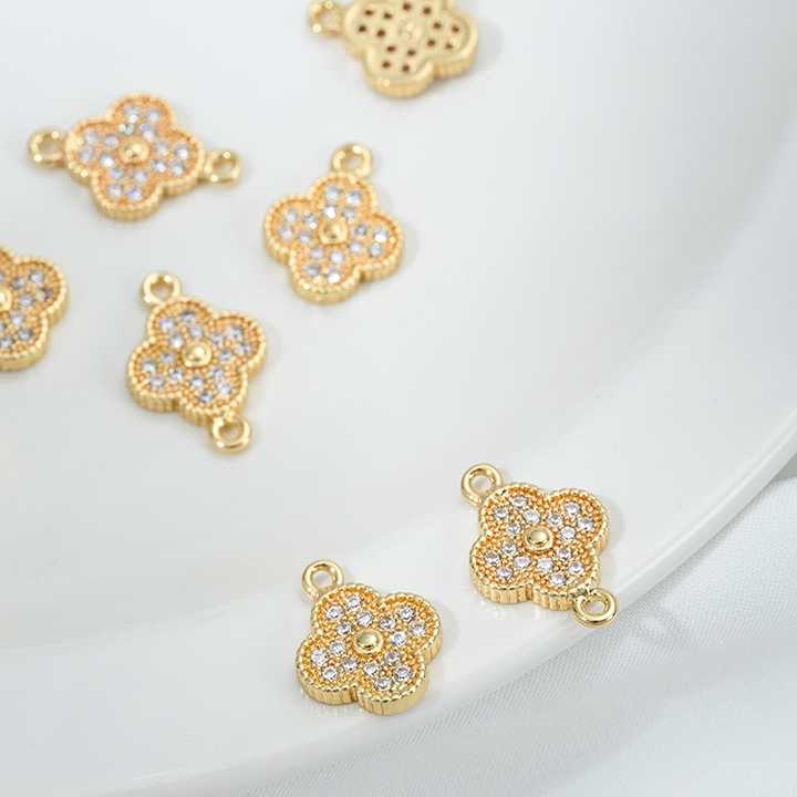 14k Gold Plated Brass Inlaid Zircon Lucky Flower Pendant