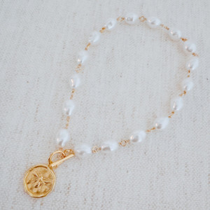 Collier baroque abeille dorée - Product Image 4