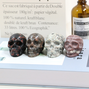 Đầu Lâu Đá Pha Lê Thật Tự Nhiên Chạm Khắc Thủ Công Pha Lê Để Chữa Lành 46.5Mm - Product Image 2