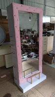 Station de coiffure rose avec miroir et éclairage LED pour salon de coiffure, vente en gros