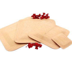 Plato cuadrado desechable de madera de color natural para fiestas - Product Image 5