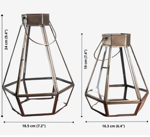 Linterna de gota rústica Juego de acabado de latón antiguo Linternas de portavelas de metal de 9,4 pulgadas y 7,4 pulgadas Linternas decorativas de aspecto antiguo - Product Image 5
