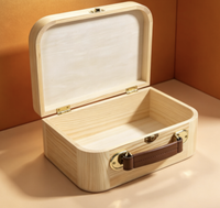 Boîte à bijoux en bois non fini, étui de rangement en bois poli pour boucles d'oreilles, colliers, décoration intérieure, cadeau