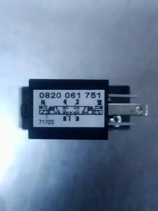 โซลินอยด์วาล์วแบบ 2 ทาง รุ่น AS-CO EF8210G127 ขนาด 1/2 นิ้ว ทำจากทองเหลือง ใช้ไฟ 220/240V แบบอเมริกัน สำหรับระบบควบคุมอัตโนมัติของน้ำและอากาศ - Product Image 1
