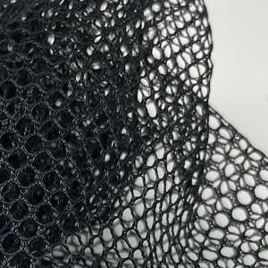 Tela de Malla de Punto 100% Poliéster de Peso Medio con Buena Elasticidad para Ropa Deportiva de Exterior, ALTA CALIDAD CON ORIFICIOS REDONDOS GRANDES - Product Image 5