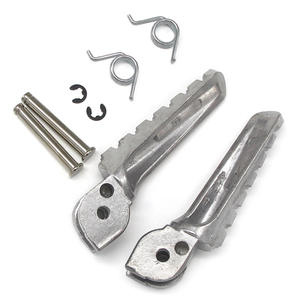 Repose-pieds avant de moto pour <span class=keywords><strong>Ducati</strong></span>, appui-pieds, pour modèles 46410451A R 46410461A L Monster 696 796 1100 <span class=keywords><strong>S</strong></span> EVO Multistrada <span class=keywords><strong>620</strong></span> - Product Image 2