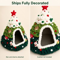 Lit pour chat en forme de sapin de Noël en fibre solide, tricoté épais, avec étoile en feutre et breloques en peluche