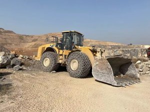 รถตักดิน Caterpillar Cat ขนาด980ชม. รถตัก4x4ล้อหน้ามือสองแบบดั้งเดิมสำหรับเครื่องจักรก่อสร้าง