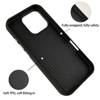 DL usines étui pour iPhone 17 16 15 14 couronne Grain triangulaire en Fiber de carbone PU Plus étui en TPU pour iPhone prix de gros