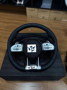 Volant sport en fibre de carbone à LED, compatible avec les anciens modèles <span class=keywords><strong>Mercedes</strong></span>-Benz W205 W206 E320 E260 E400 <span class=keywords><strong>E200</strong></span> E300 E350 E43 E63 E53 E500, pour mise à niveau. - Product Image 4