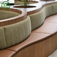 Meubles de restaurant durables sur mesure en gros, ensemble de sièges et de tables en bois courbé en forme de S, revêtement en velours, pour café, hôtel