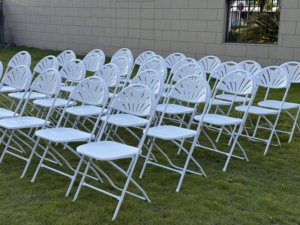 Silla plegable con ventilador blanco para bodas, comedor comercial de plástico duradero de nuevo diseño popular al por mayor, jardín al aire libre, fiesta de eventos - Product Image 4