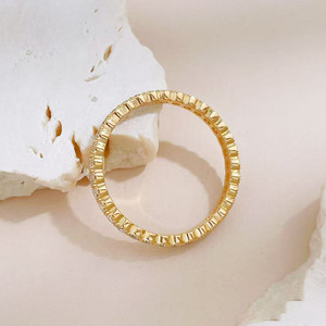 <span class=keywords><strong>Anillo</strong></span> de banda apilable con pavé completo de diamantes cultivados en laboratorio, diseño único y a la moda, de <span class=keywords><strong>oro</strong></span> amarillo de 18K para mujer - Product Image 3