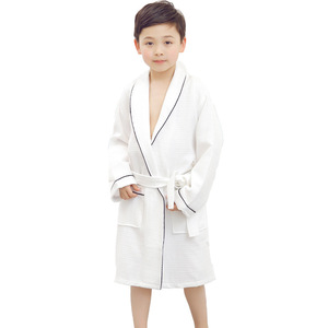Wholesale Luxury <strong>Waffle</strong> Cotton Bathrobe Hooded <strong>Robes</strong> For <strong>Kids</strong> Soft Breathable Thermal Custom Logo Home Wear - Product Image 2