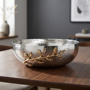 Bol à salade artisanal en acier inoxydable martelé avec poignées en forme de branche dorée, bol de service décoratif pour table à manger et cuisine - Product Image 6