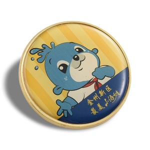 Badge personnalisé en alliage de zinc, impression offset ronde en époxy CMYK, badges à clipser - Product Image 2