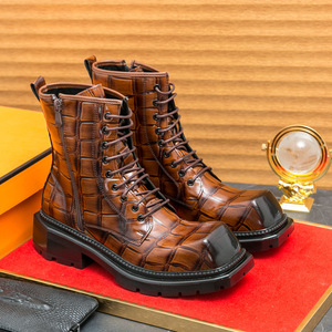 Stivali da Uomo Taglia Grande Moda Autunnale Casual Alti Stile Motociclista da Combattimento e da Lavoro Trendy con Rialzo in Pelle - Product Image 3