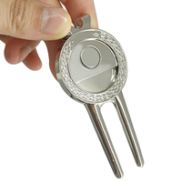 Accessoires de golf multifonctionnels personnalisables avec logo : fourche à divots, clip pour chapeau et marqueur de balle magnétique vierge