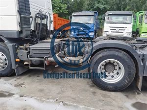 Camión <span class=keywords><strong>de</strong></span> <span class=keywords><strong>segunda</strong></span> <span class=keywords><strong>mano</strong></span> popular en África Volv precio <span class=keywords><strong>de</strong></span> fábrica camión tractor 6x4 cabeza <span class=keywords><strong>de</strong></span> camión mercado para África menos cantidad - Product Image 2