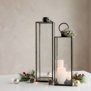 Lanternes à bougies en verre trempé avec cadre en métal noir haut de gamme pour la décoration de la maison et du patio - Product Image 1