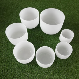 Bộ 7 Chiếc Bát Hát Bằng Pha Lê Thạch Anh Mờ Màu Trắng Cổ Điển 440Hz / 432Hz Với Vồ Và Vòng Chữ O Miễn Phí - Product Image 6