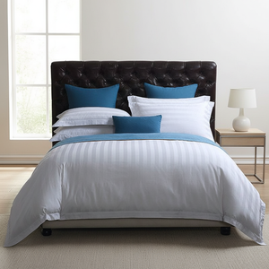 Parure <span class=keywords><strong>de</strong></span> lit d'hôtel rayée <span class=keywords><strong>de</strong></span> luxe personnalisée, nouvelle collection, excellente qualité, <span class=keywords><strong>prix</strong></span> abordable, rayures <span class=keywords><strong>de</strong></span> 1 cm et 3 cm, <span class=keywords><strong>housse</strong></span> <span class=keywords><strong>de</strong></span> <span class=keywords><strong>couette</strong></span> d'hôtel rayée, literie d'hôtel rayée - Product Image 1