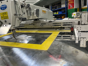 จักรเย็บผ้ารุ่น Raynian-6040G เหมาะสำหรับผ้าหนาและสมุดหนัง จักรเย็บผ้าอัตโนมัติสำหรับสมุดโน้ต - Product Image 5