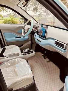 Mini Vehículo Eléctrico Chino Económico de 4 Puertas, Baja Velocidad, 4 Ruedas, 5 Asientos, Batería de Litio de 72v 1500w, Autonomía de 100-500km para Adultos - Product Image 4