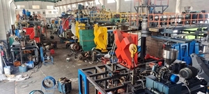 Ancienne machine de moulage par soufflage automatique de baril de tambour 160L <span class=keywords><strong>200L</strong></span> 220L machine de moulage par soufflage d'extrusion utilisée par tambour en <span class=keywords><strong>plastique</strong></span> d'<span class=keywords><strong>occasion</strong></span> - Product Image 2