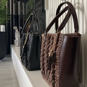 Sac à <span class=keywords><strong>main</strong></span> en paille <span class=keywords><strong>de</strong></span> raphia rouge classique haut <span class=keywords><strong>de</strong></span> gamme, doux au toucher, fabriqué par un fabricant OEM, sac à <span class=keywords><strong>main</strong></span> en paille <span class=keywords><strong>de</strong></span> raphia fait <span class=keywords><strong>main</strong></span> au crochet - Product Image 5