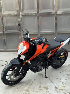 Motocicleta KTM1 <span class=keywords><strong>Duke</strong></span> 250cc de Calle, Monocilíndrica, Refrigerada por Agua, Inyección de Combustible, Gran Potencia - Product Image 3