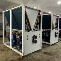 Refroidisseur d'eau industriel à air comprimé AHU, 380V, pompe intégrée, contrôle précis de la température pour unité de traitement d'air HVAC