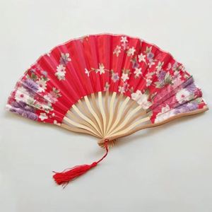 Éventail pliant en soie rétro chinois et japonais avec pompon, pour la danse, la décoration intérieure, l'artisanat et les cadeaux - Product Image 1