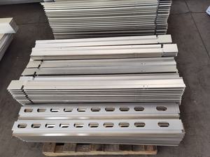 Système de montage sur mesure pour l'installation de panneaux solaires à toit plat ou au sol avec plateau lesté solaire - Product Image 6