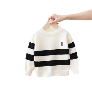 <span class=keywords><strong>Pull</strong></span> en tricot rayé tendance pour enfants 2025 - <span class=keywords><strong>Pull</strong></span> <span class=keywords><strong>chaud</strong></span> unisexe pour bébé automne-hiver, haut à col rond pour garçons et filles - Product Image 2