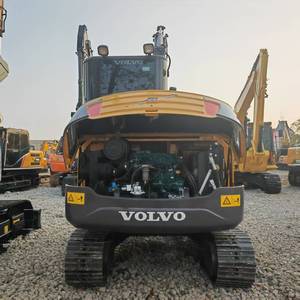 Mini-excavatrice sur chenilles Volvo 60D d'occasion de 6 tonnes avec moteur - Product Image 5