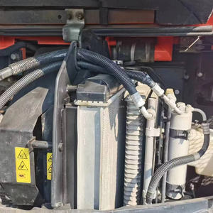 Bien mantenido utilizado para excavadora sobre orugas Kubota Rendimiento confiable para construcción y paisajismo - Product Image 6