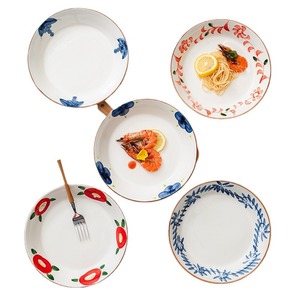 Platos de servir de cerámica pintados a mano, redondos, con diseño floral bajo esmalte, para la cena en casa. - Product Image 5