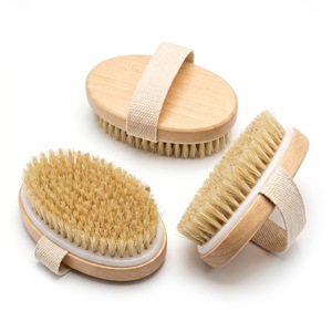 Brosse de massage corporelle exfoliante en bois, brosse de bain à poils naturels, douce, pour femme et homme, soin de la peau, utilisation humide ou sèche - Product Image 3